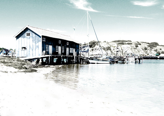 Blue Boat Shed and Jetty